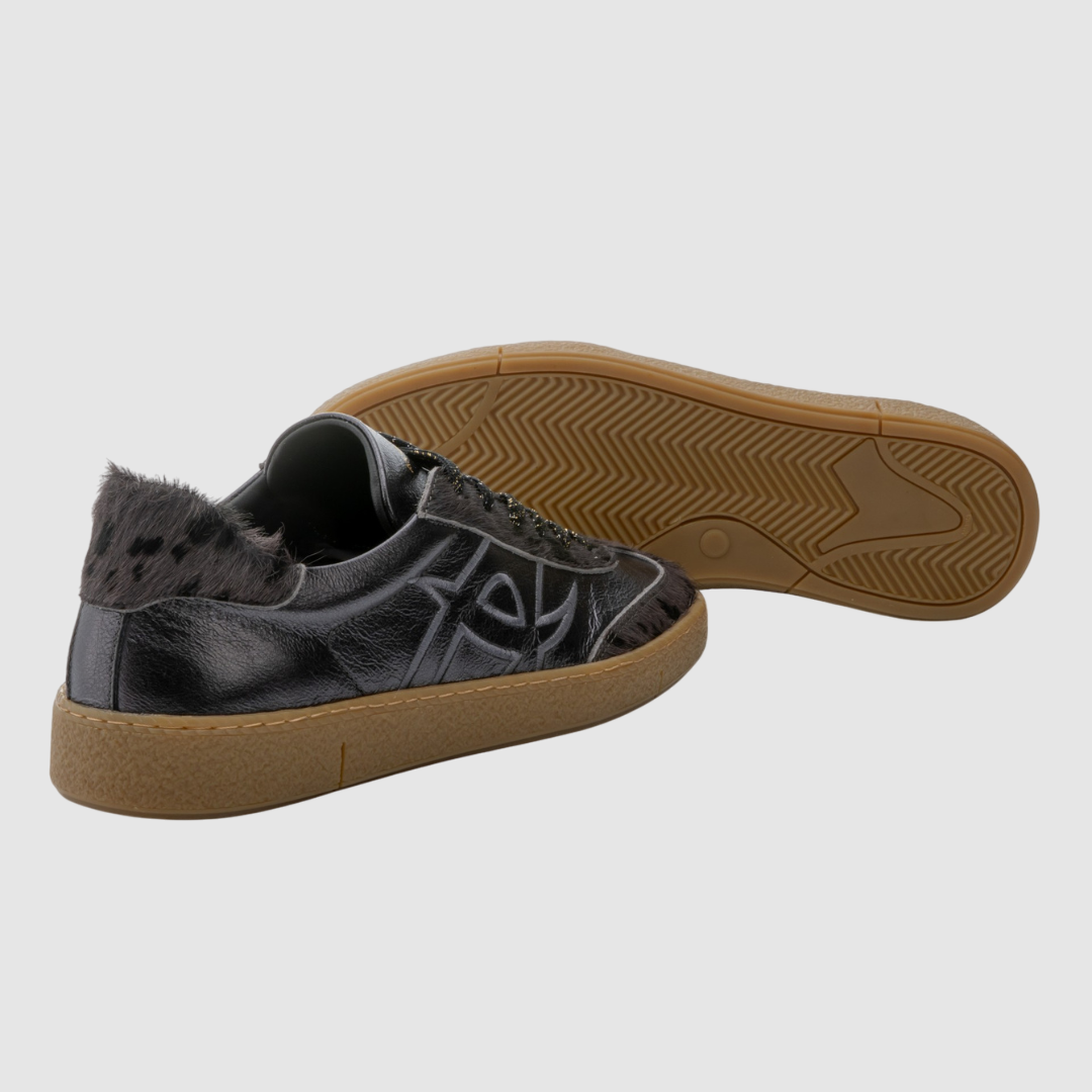 AMBITIOUS SNEAKER