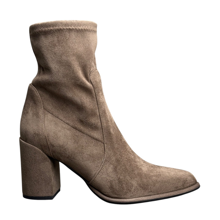 I MAKE TAUPE ANKLE BOOTS