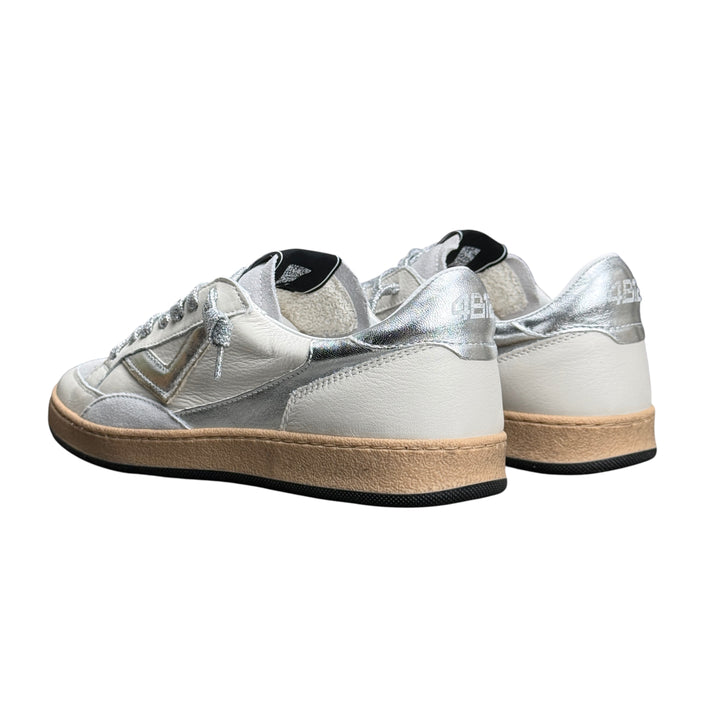 4B12 Sneaker Playnew D2004