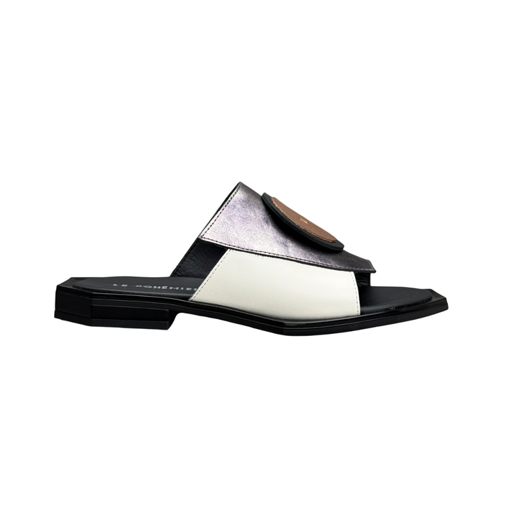 LE BOHÉMIEN Sandal SC210 Button