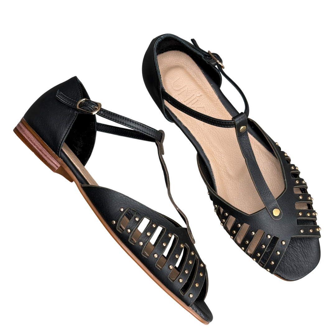 UNIKA Open-Toe Ballerina