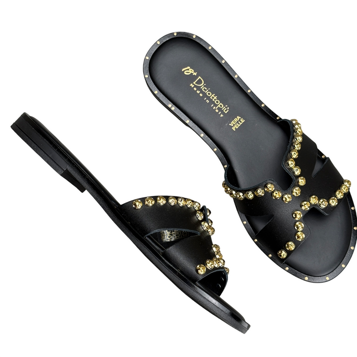 DICIOTTOPIÙ Ciabattina Nera Borchie